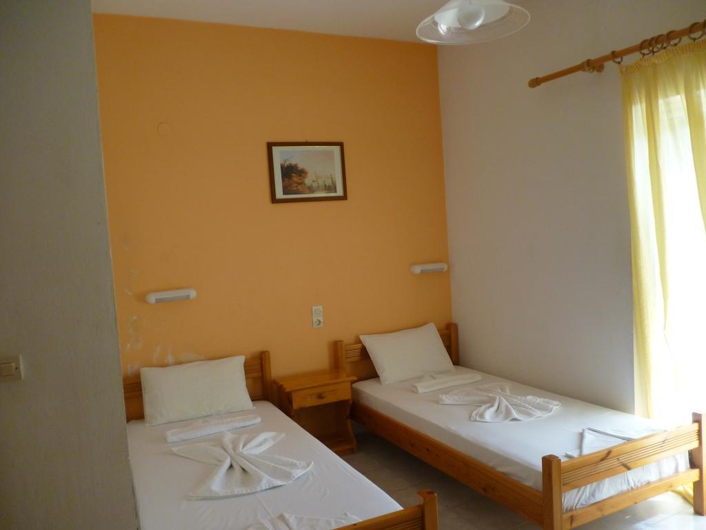 Lichnos Babis Taverna & Rooms Párga Exterior foto